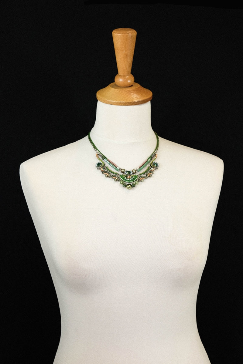 Daylily Lime Necklace-2451